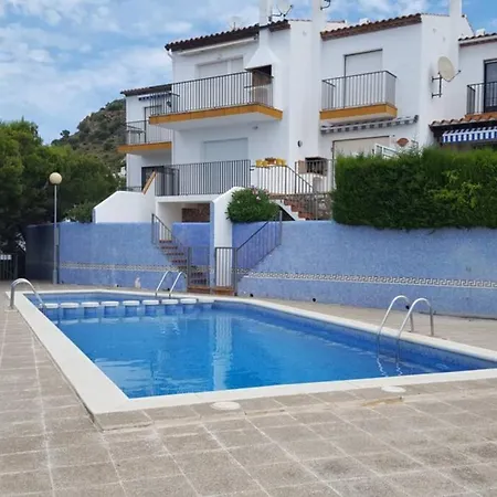 بيت للعطل Casa Almadrava روساس